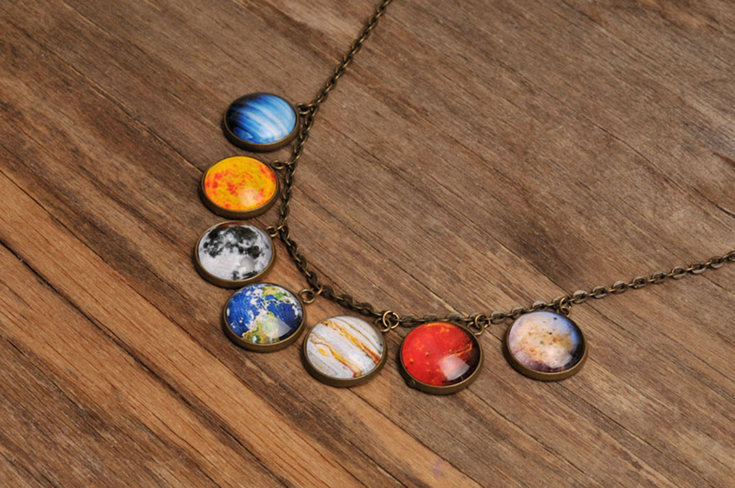 collier-planetes