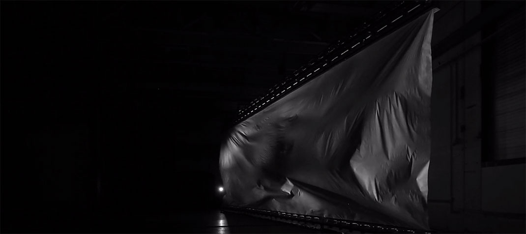 sons-architectures-drap-noir