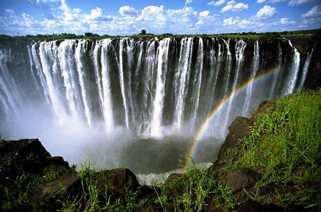 1-Victoria-Falls-Park