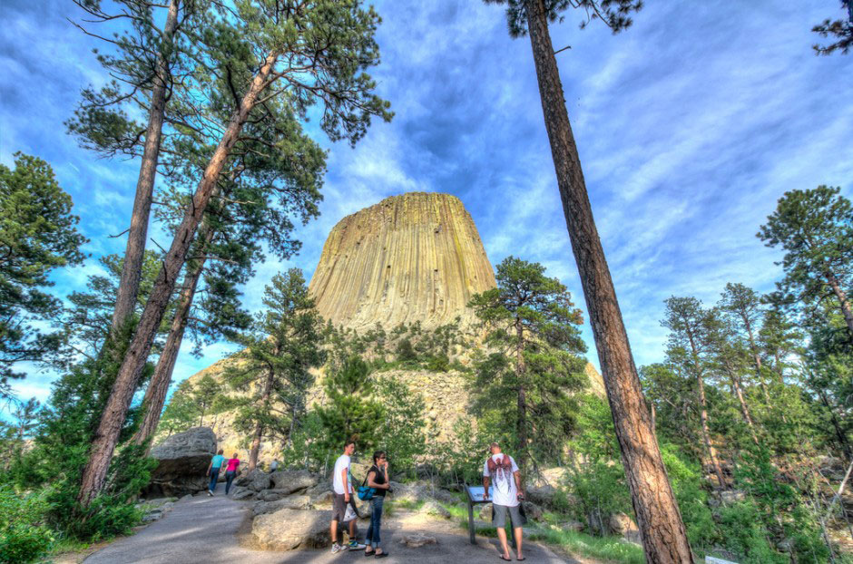5-devils-tower-wyoming-promenade