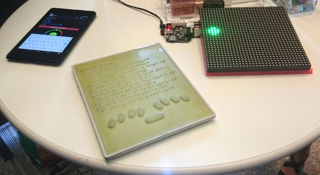 blitab-braille-tablet-blind-(1)