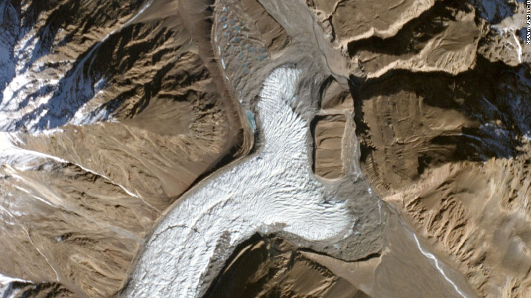 glacier-yazghil-pakistan