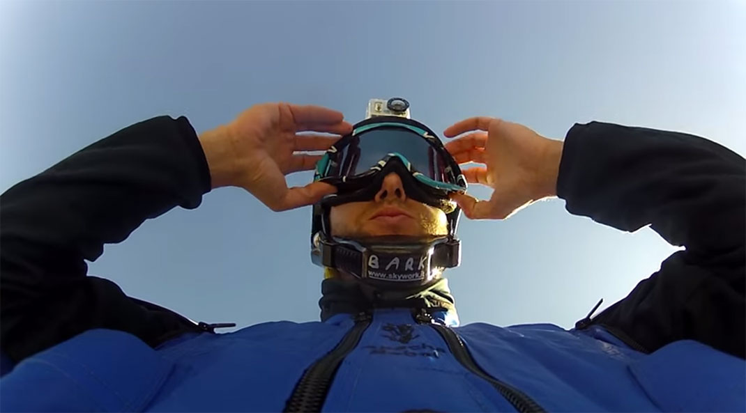 saut-wingsuit-trou-11