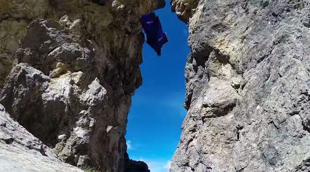saut-wingsuit-trou-16