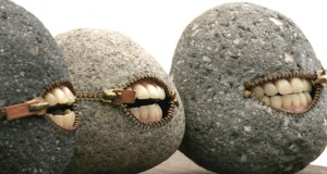 une-pierre-bouche-artiste