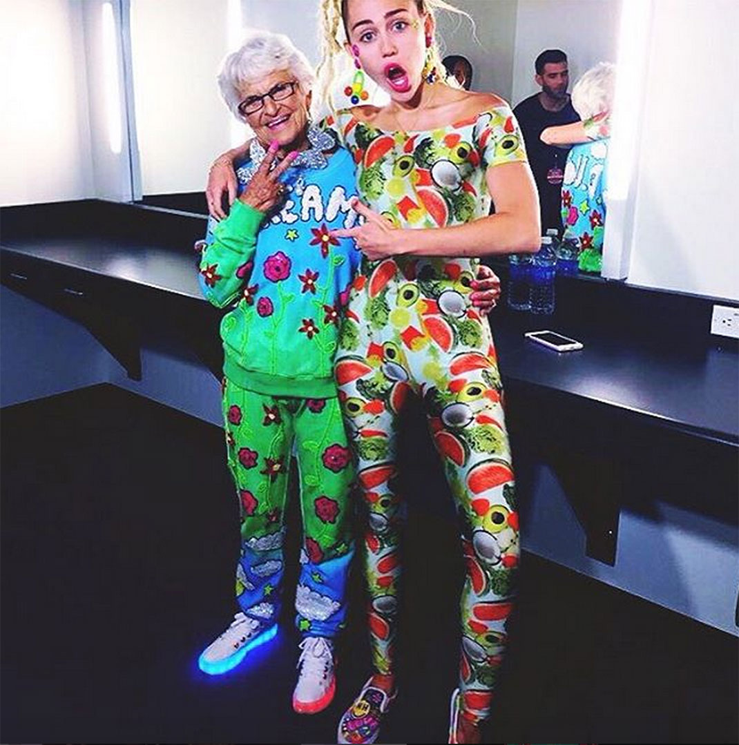 11-mileycyrus-baddiewinkle