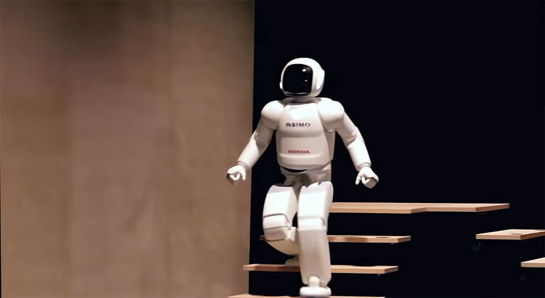 3-youtube-asimo