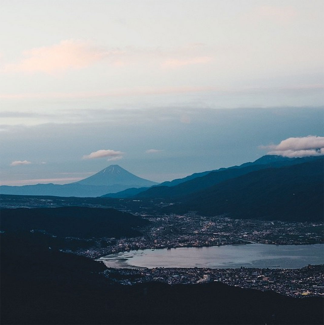 44-paysagemontagne-takashiyasui