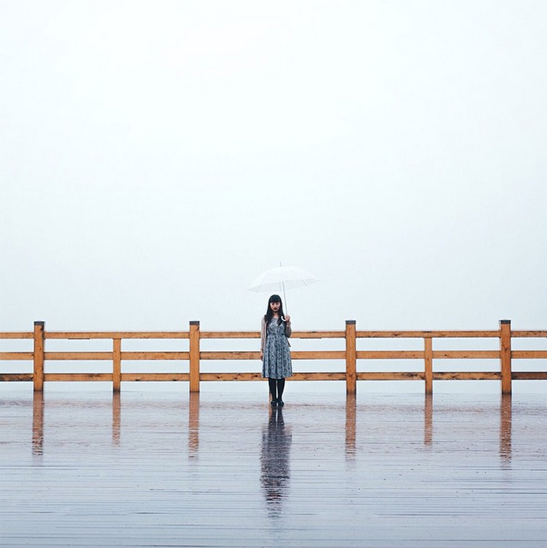 52-parapluieblancbarriere-takashiyasui