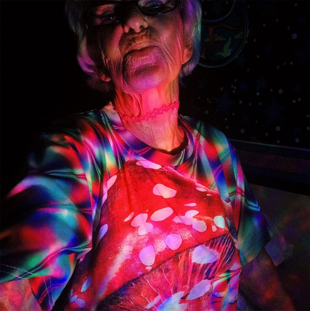 54-fluorescent-baddiewinkle
