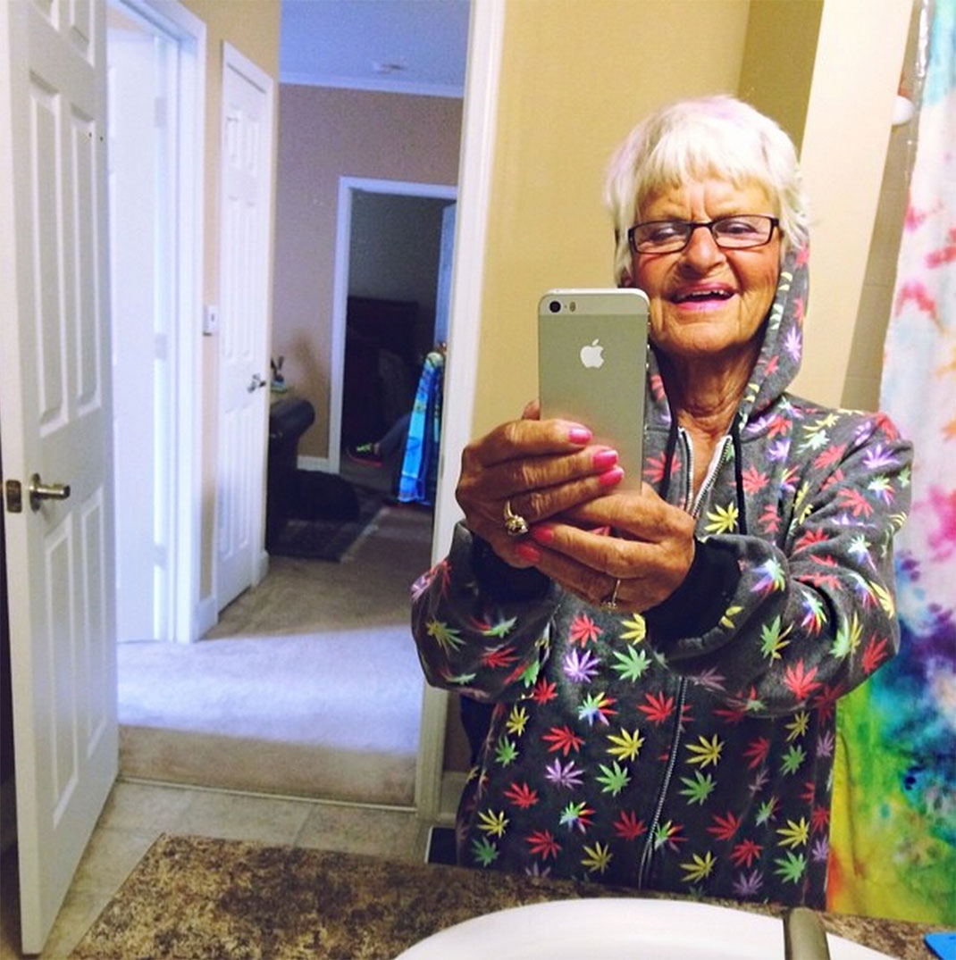 62-selfiemiroir-baddiewinkle
