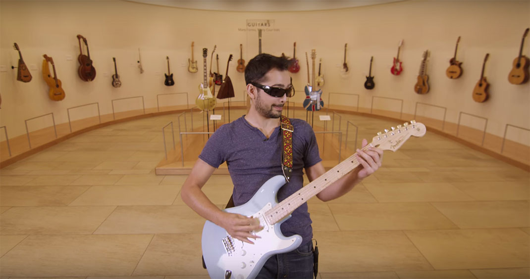 Mystery-Guitar-Man-19