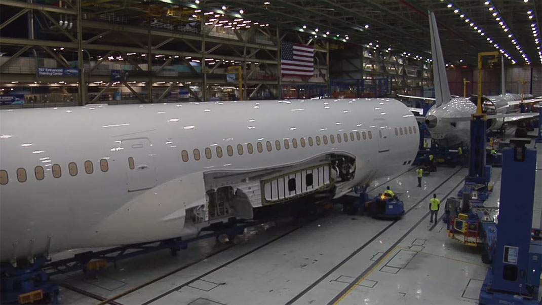 17-avion-construction