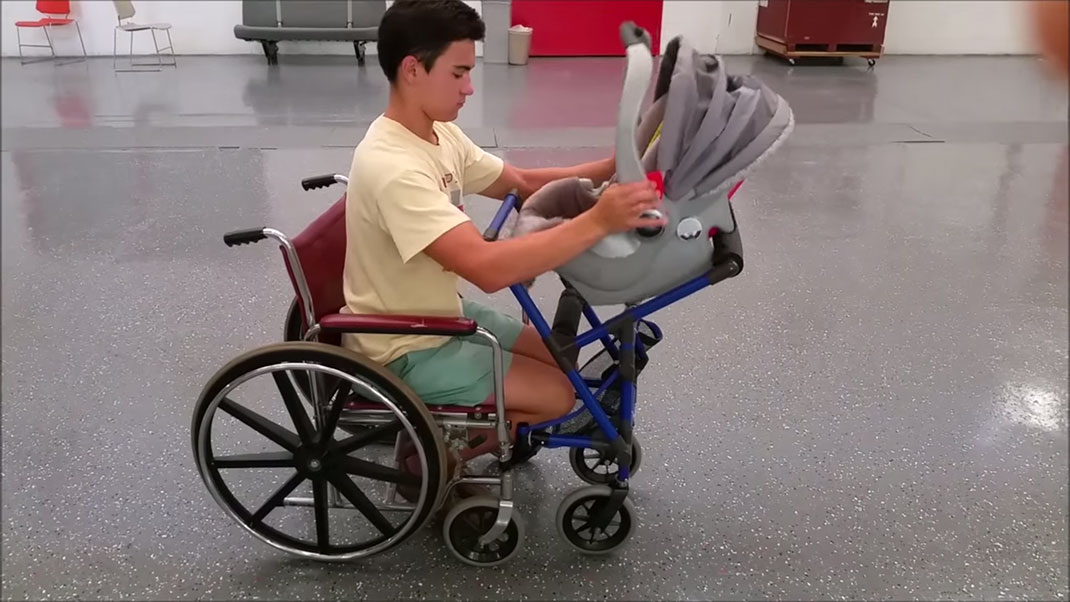 2-poussette-handicap