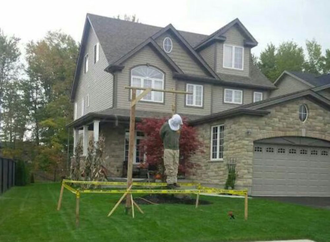 21-maisonhalloween-reddit