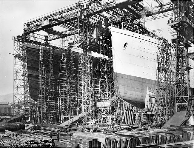 8-construction-titanic