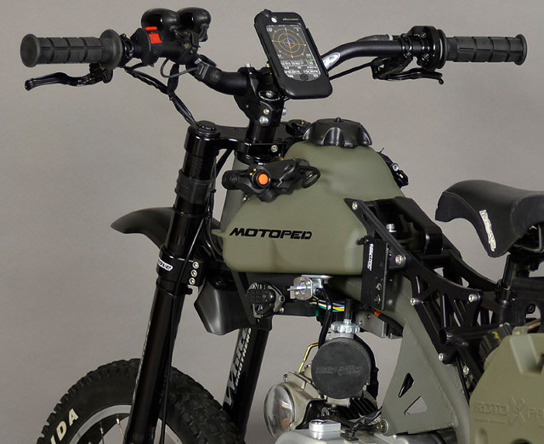 Motoped-4