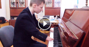 Une_piano-sans-mains-1-750x394