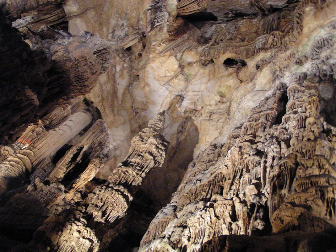 13-grotte-demoiselles