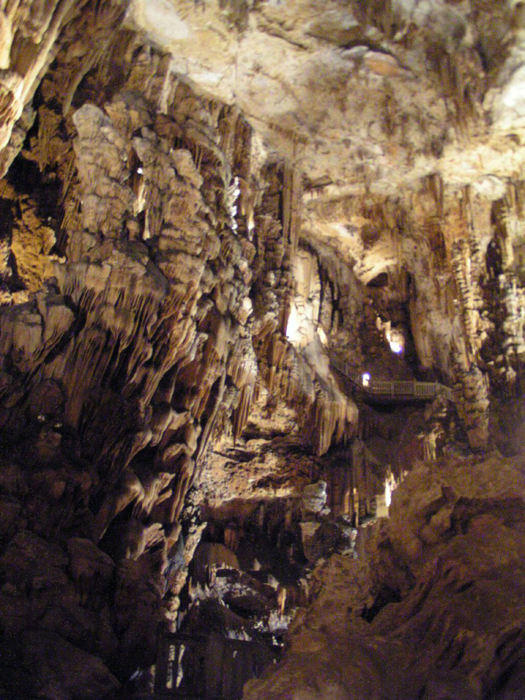 17-grotte-demoiselles