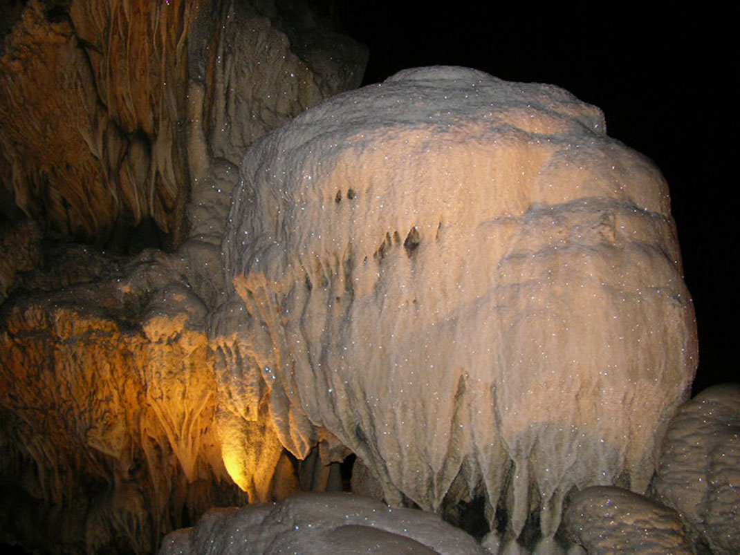 20-grotte-demoiselles