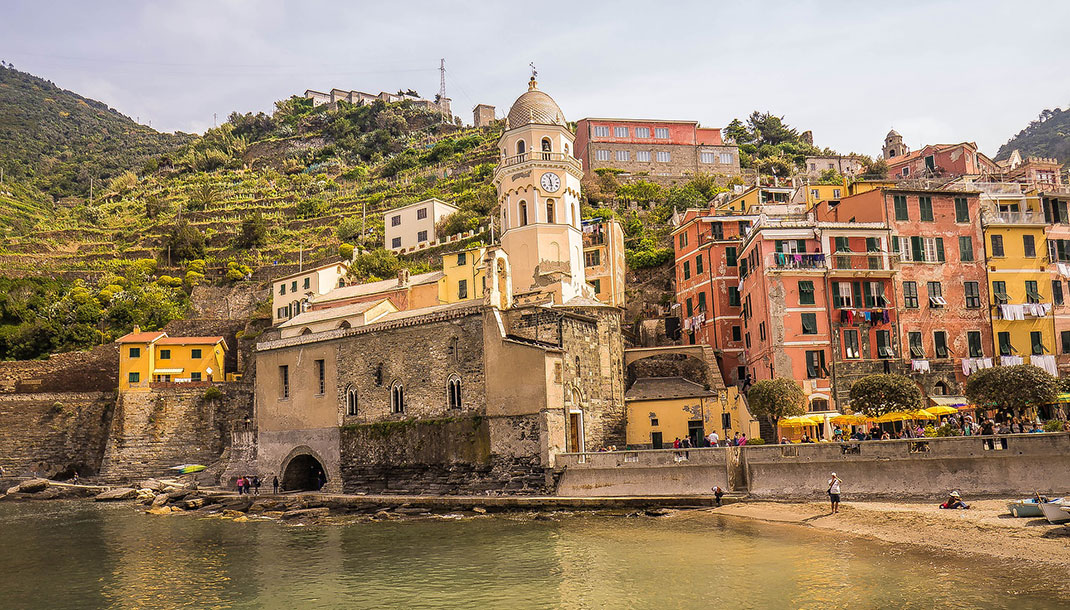 Un village des Cinque Terre sur Shutterstock