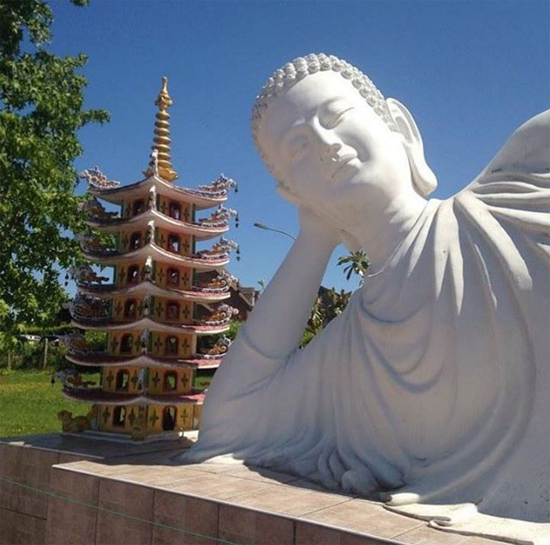 bourg-asiatique-noyant-allier-18