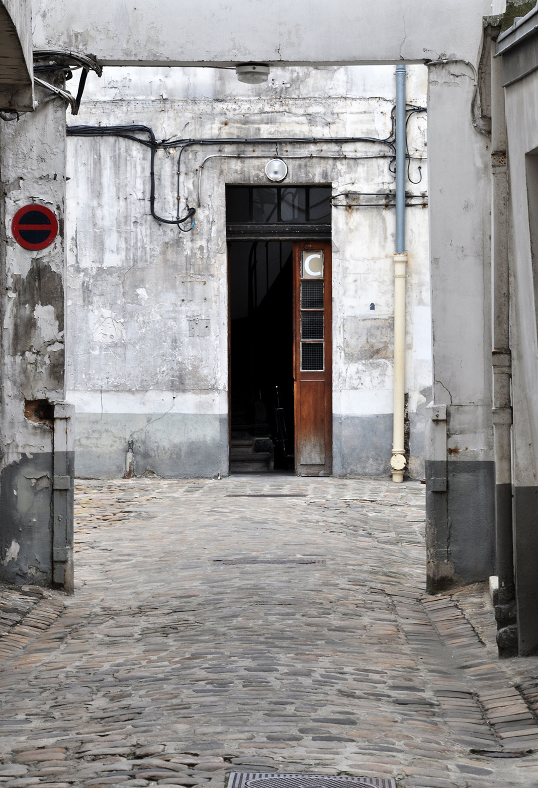 Un bâtiment insalubre via Shutterstock