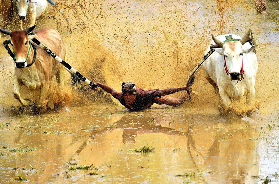 Je ne suis pas Superman de Achmad Sumawijaya, Indonésie 