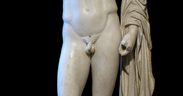 une-penis-statue