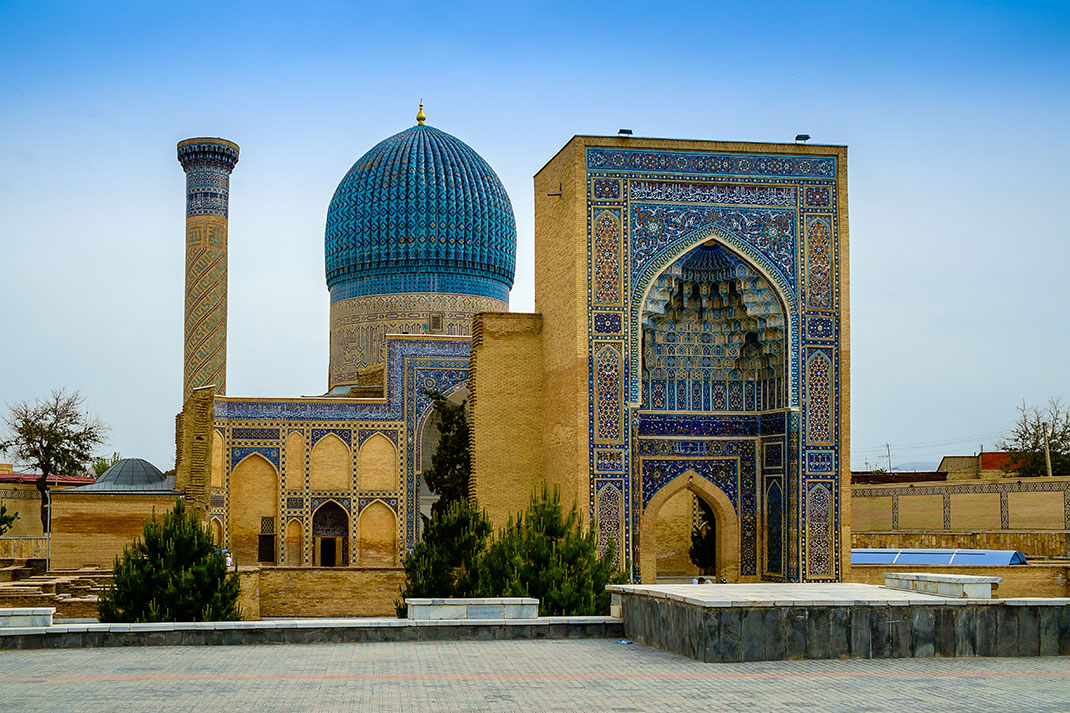 Samarkand en Ouzbékistan via Shutterstock