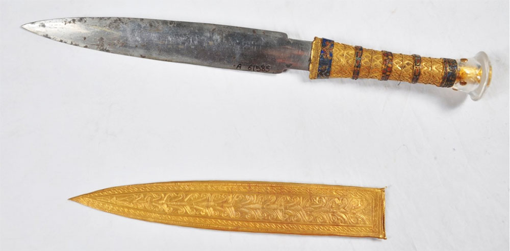 toutankhamon-dague-meteorite-extraterrestre-1