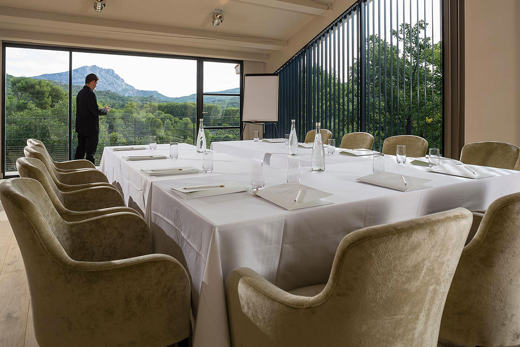 les-lodges-sainte-victoire-aix-1